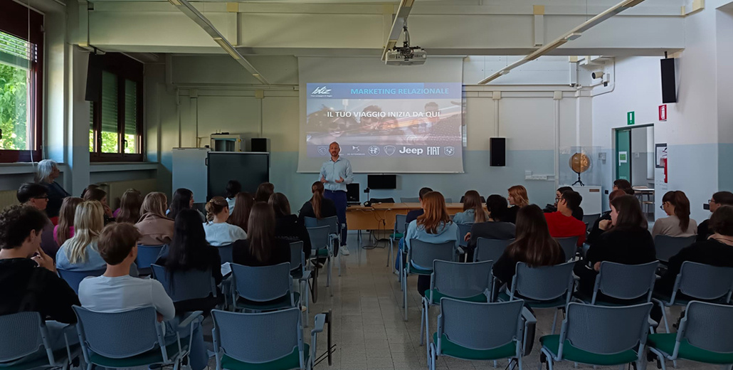 Bliz incontra le scuole con "Talk - storie di persone e imprese" di Confindustria
